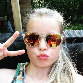 CnKlaMMXYAAX281.jpg-large